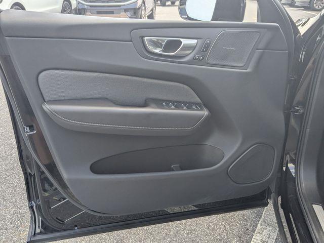 2024 Volvo XC60 - $31,992