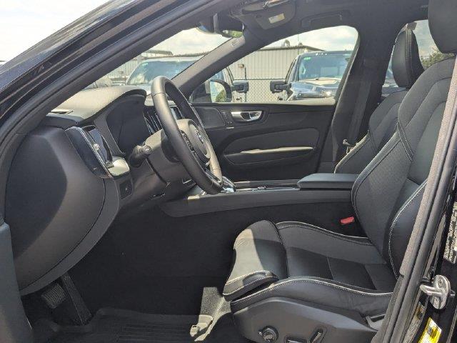 2024 Volvo XC60 - $31,992
