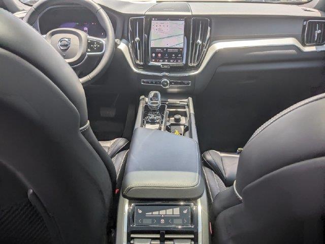 2024 Volvo XC60 - $31,992