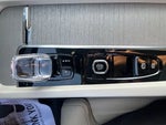 2024 XC60 Thumbnail 19