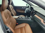 2023 XC60 Thumbnail 24
