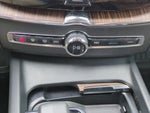2023 XC60 Thumbnail 23