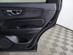 2023 XC60 Thumbnail 27