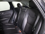 2023 XC60 Thumbnail 33