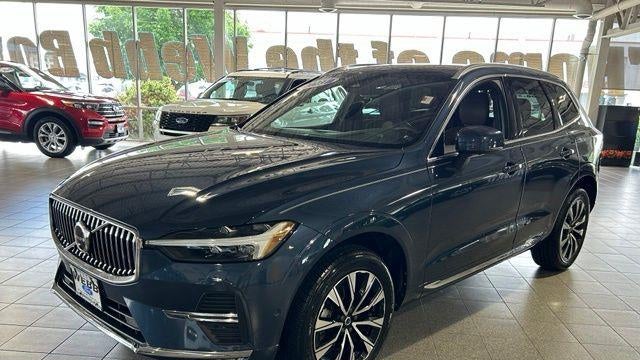 2023 Volvo XC60 B5 Plus Bright Theme