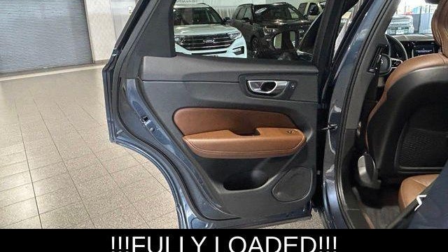 2023 Volvo XC60 B5 Plus Bright Theme