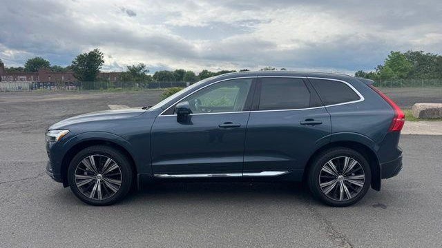 2023 Volvo XC60 B5 Plus Bright Theme