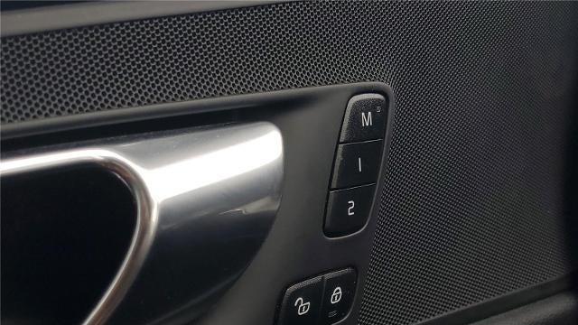 2023 Volvo XC60 B5 Core