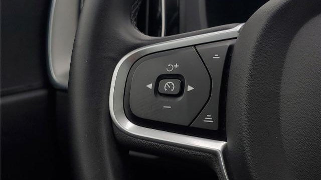 2023 Volvo XC60 B5 Core