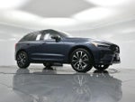 2023 XC60 Thumbnail 3
