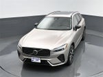 2023 XC60 Thumbnail 24
