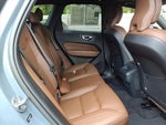 2023 XC60 Thumbnail 11
