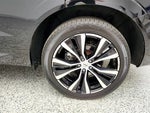 2023 XC60 Thumbnail 9