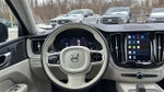 2023 XC60 Thumbnail 14