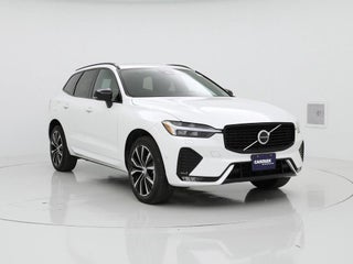 2023 Volvo XC60 with Crystal White Metallic Exterior