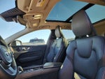 2023 XC60 Thumbnail 7