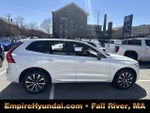 2023 XC60 Thumbnail 3
