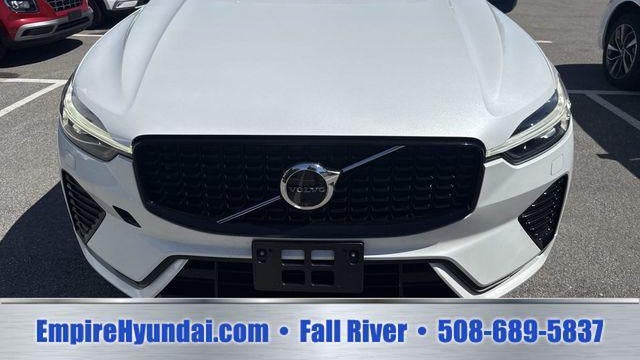 2023 Volvo XC60 B5 Plus Dark Theme