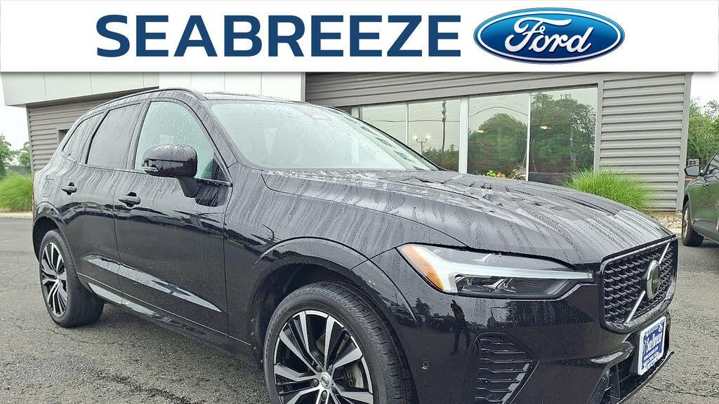 Preowned 2023 Volvo XC60 B5 Ultimate Dark Theme for Sale