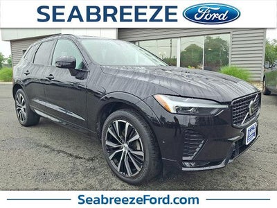 Photo of a 2023 Volvo XC60 AWD B5 Ultimate Dark Theme 4DR SUV for sale