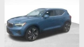 Preowned 2023 Volvo XC40 B5 Ultimate Bright Theme for Sale