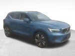2023 XC40 Thumbnail 6