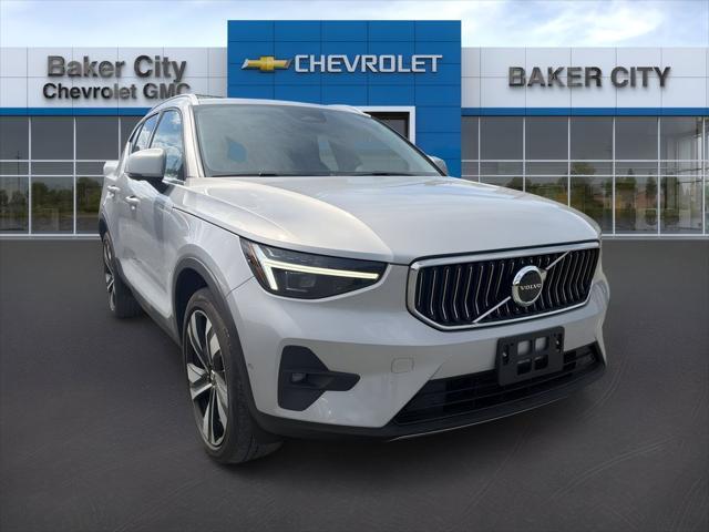 2023 Volvo XC40