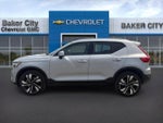 2023 XC40 Thumbnail 3