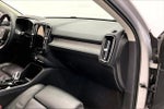 2023 XC40 Thumbnail 16
