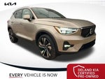 2023 XC40 Thumbnail 1