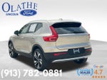 2023 XC40 Thumbnail 3