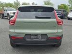 2025 XC40 Thumbnail 4
