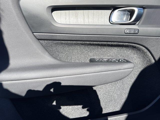 2026 Volvo XC40 - $36,799