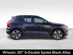 2025 XC40 Thumbnail 10