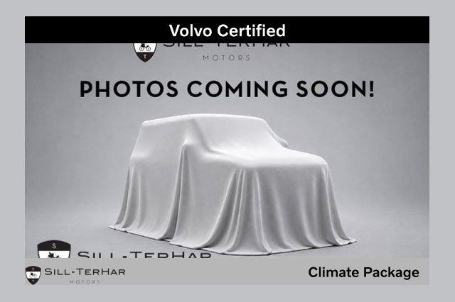 2026 Volvo XC40 - $36,850