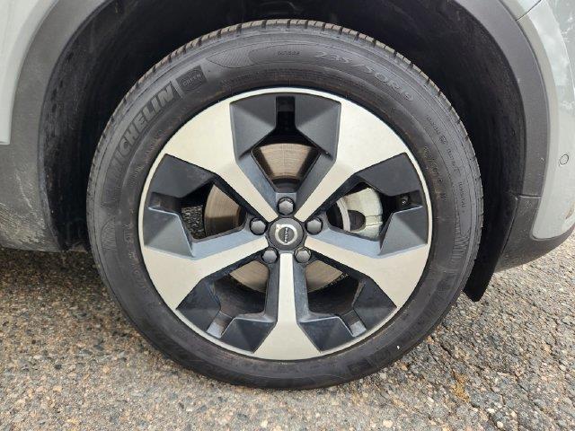 2026 Volvo XC40 - $36,650
