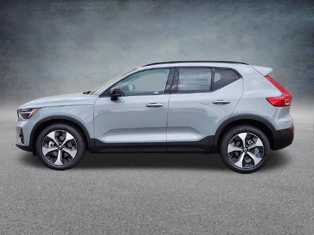2026 Volvo XC40 - $41,260