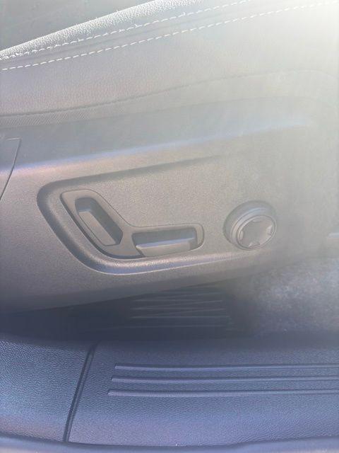 2026 Volvo XC40 - $43,000