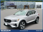 2026 XC40 Thumbnail 2