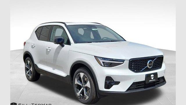 Preowned 2026 Volvo XC40 B5 Plus for Sale
