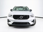 2026 XC40 Thumbnail 5
