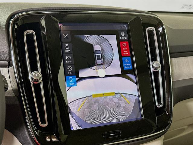 2026 Volvo XC40 - $44,193
