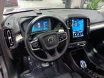 2026 XC40 Thumbnail 5