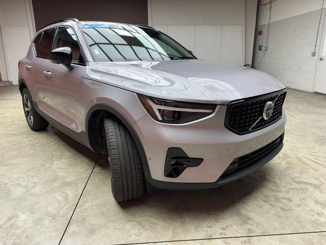 2026 Volvo XC40 - $36,510