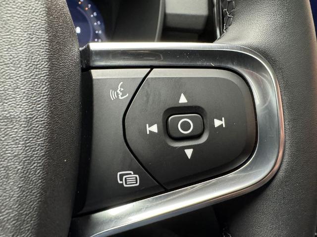 2026 Volvo XC40 - $36,510
