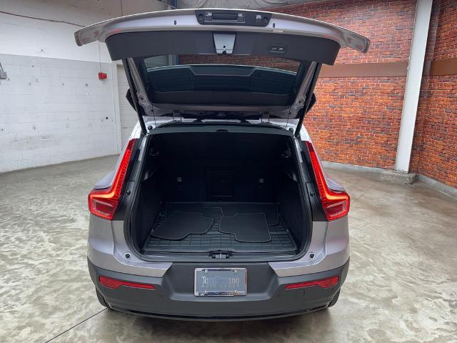 2026 Volvo XC40 - $36,510