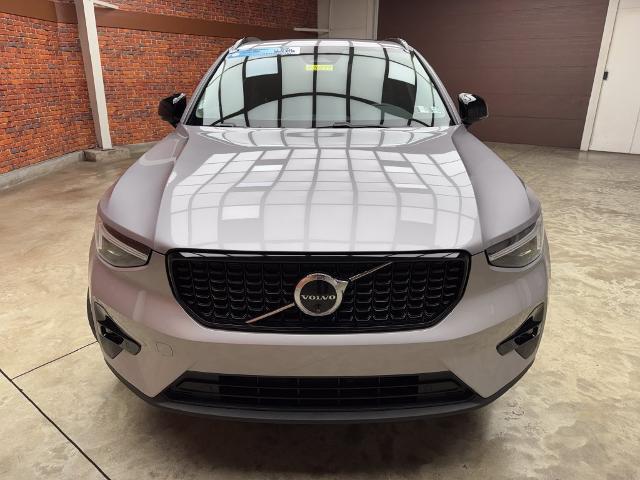 2026 Volvo XC40 - $36,510