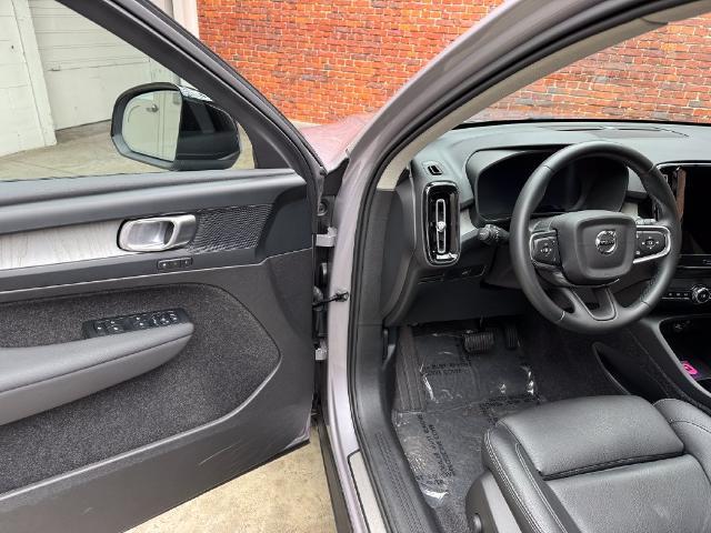2026 Volvo XC40 - $36,510