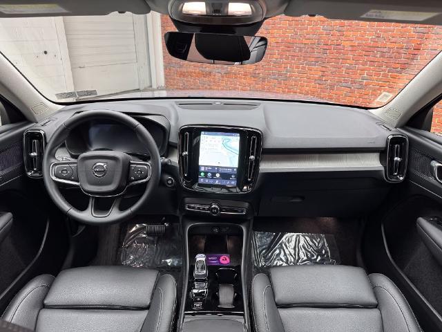 2026 Volvo XC40 - $36,510
