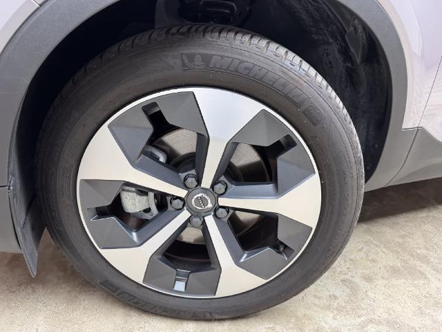 2026 Volvo XC40 - $36,510